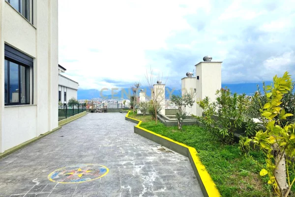 Shtepi ne shitje Apartament ne Tirane, 2+1, Mobilimi Pjeserisht e mobiluar, Pagesa 220,000  Euro.