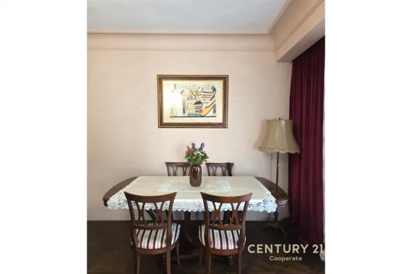 Shtepi me qera Apartament ne Tirane, 1+1, Mobilimi E mobiluar, Pagesa 1,500  Euro.