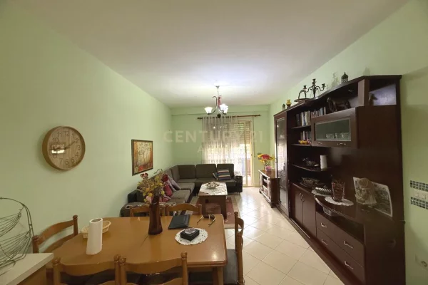 JAPIM ME QIRA APARTAMENT 1+1 NE FRESK !