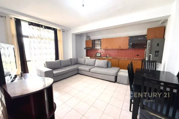 Shtepi me qera 2+1 ne Tirane - 400 Euro