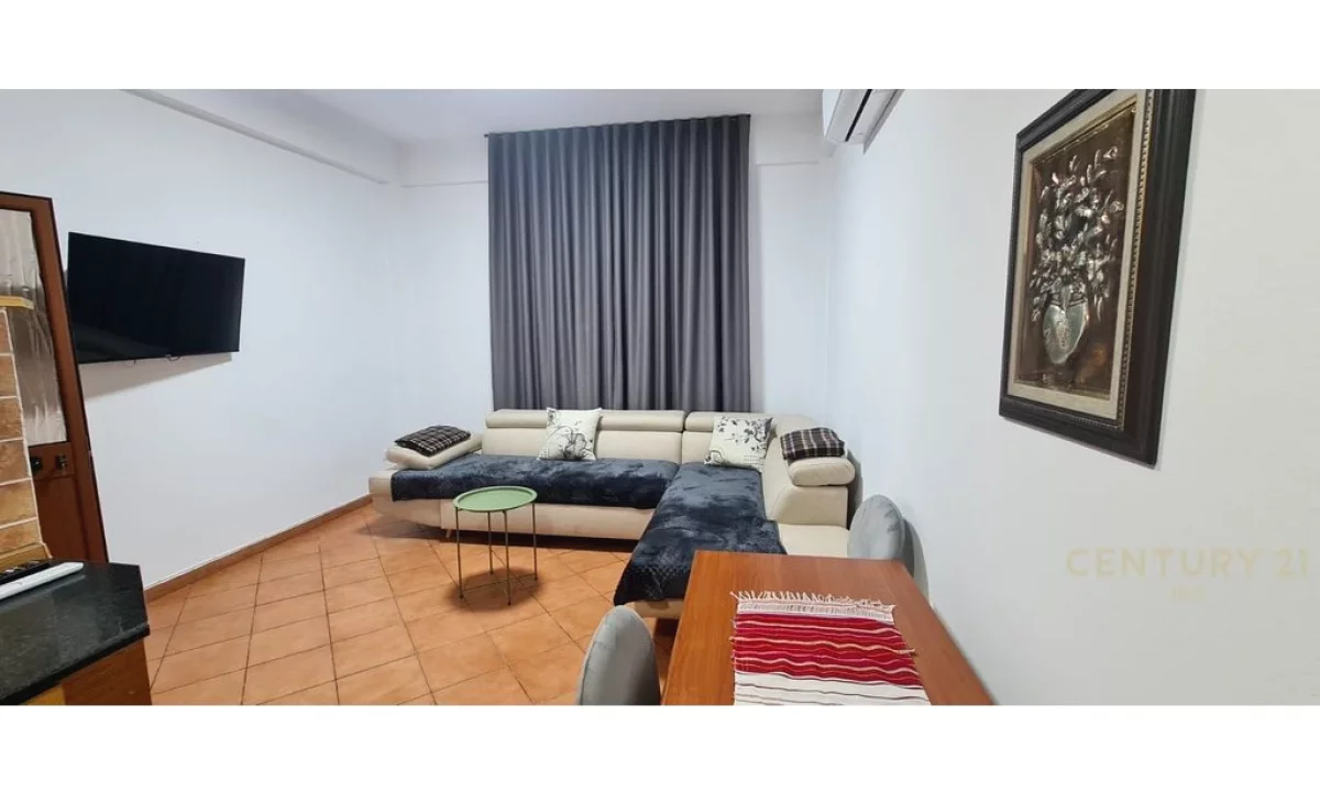 Shtepi me qera Apartament ne Tirane, 1+1, Mobilimi E mobiluar, Pagesa 450  Euro.