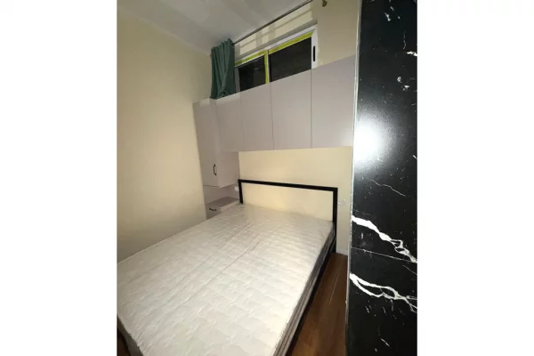 Shtepi me qera Apartament ne Tirane, 1+1, Mobilimi E mobiluar, Pagesa 400  Euro.