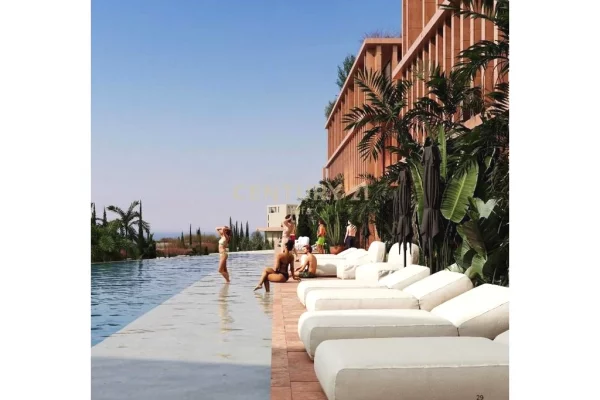 Objekt Ekskluziv per Hoteleri ne Shitje ne Sun Palase – Mundesi Premium Investimi