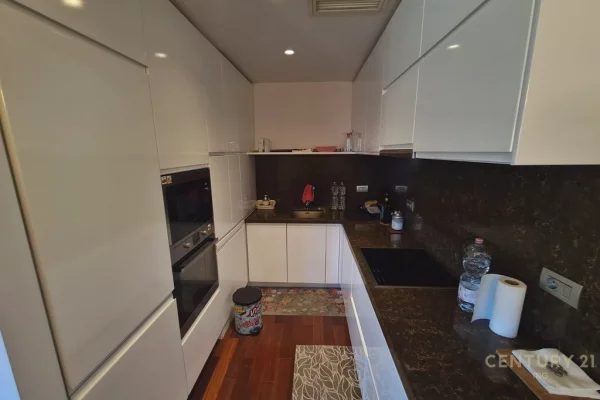 Apartment for sale in Tirana 2+1, Furnished