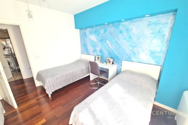 Apartment for sale in Tirana 2+1, Furnished