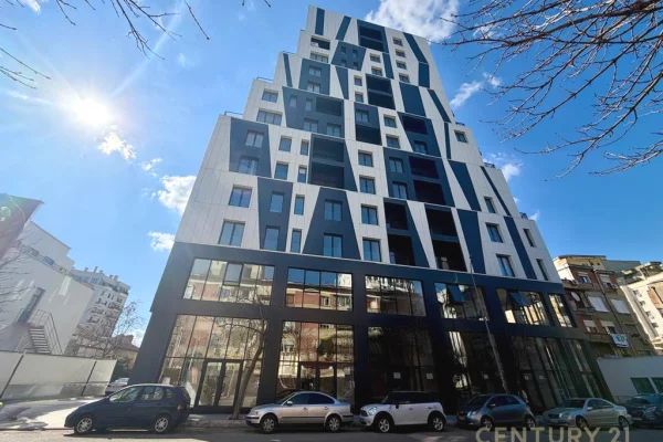 AMBIENT 250 METRA OPEN SPACE BUZE RRUGES BARRIKADAVE PER QIRA!