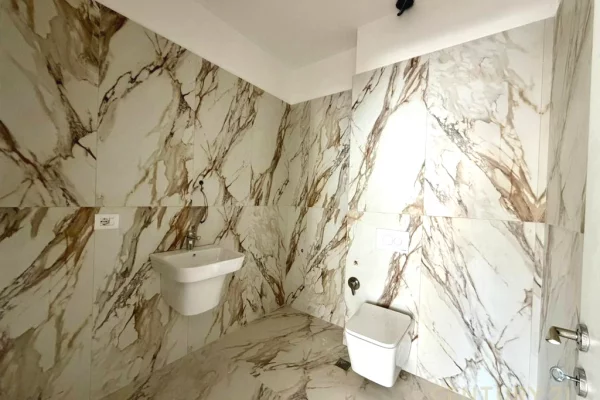 AMBIENT 250 METRA OPEN SPACE BUZE RRUGES BARRIKADAVE PER QIRA!