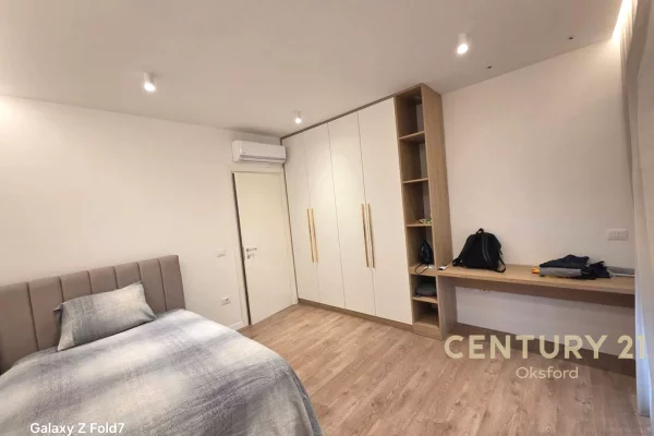Shtepi me qera Apartament ne Tirane, 2+1, Mobilimi E mobiluar, Pagesa 1,600  Euro.