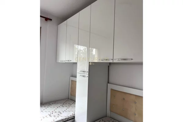 Shtepi me qera Apartament ne Tirane, 2+1, Mobilimi E mobiluar, Pagesa 600  Euro.