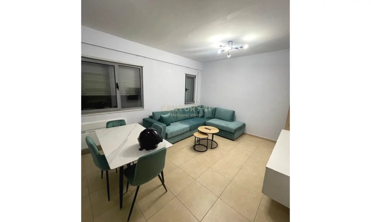 Shtepi me qera Apartament ne Tirane, 1+1, Mobilimi E mobiluar, Pagesa 500  Euro.