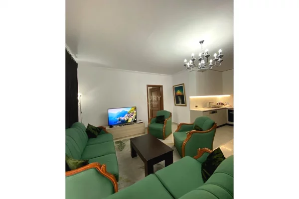 Shtepi me qera Apartament ne Tirane, 1+1, Mobilimi E mobiluar, Pagesa 1,000  Euro.