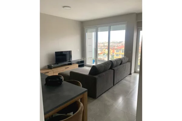 Shtepi me qera Apartament ne Tirane, 2+1, Mobilimi E mobiluar, Pagesa 65,000  Leke.