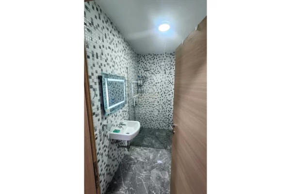 Shtepi me qera Apartament ne Tirane, 1+1, Mobilimi E mobiluar, Pagesa 500  Euro.