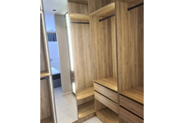 Shtepi me qera Apartament ne Tirane, 1+1, Mobilimi E mobiluar, Pagesa 650  Euro.