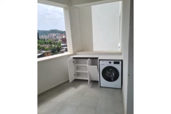 Shtepi me qera Apartament ne Tirane, 1+1, Mobilimi E mobiluar, Pagesa 650  Euro.