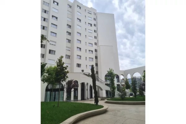 Shtepi me qera Apartament ne Tirane, 1+1, Mobilimi E mobiluar, Pagesa 650  Euro.