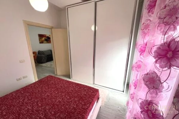 Shtepi me qera Apartament ne Tirane, 2+1, Mobilimi E mobiluar, Pagesa 750  Euro.