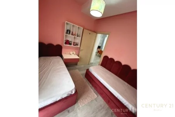 Shtepi me qera Apartament ne Tirane, 2+1, Mobilimi E mobiluar, Pagesa 750  Euro.