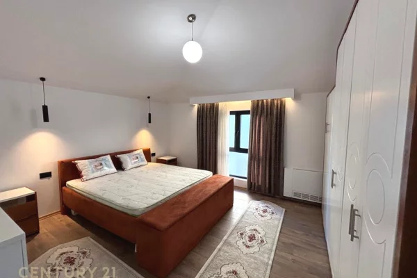 Shtepi me qera Apartament ne Tirane, 2+1, Mobilimi E mobiluar, Pagesa 1,100  Euro.