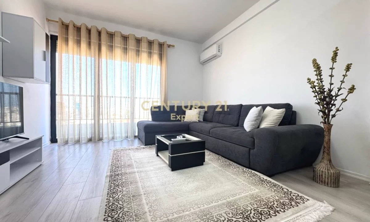 Shtepi me qera Apartament ne Tirane, 1+1, Mobilimi E mobiluar, Pagesa 700  Euro.