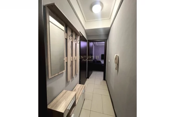 Shtepi me qera Apartament ne Tirane, 1+1, Mobilimi E mobiluar, Pagesa 70,000  Leke.