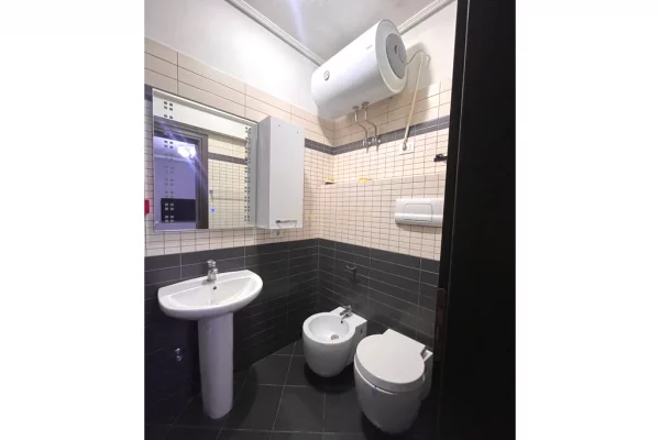 Shtepi me qera Apartament ne Tirane, 1+1, Mobilimi E mobiluar, Pagesa 70,000  Leke.