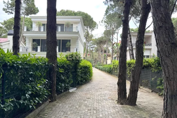 Apartament 2+1 për Shitje tek Rezidenca Marea, Qerret!