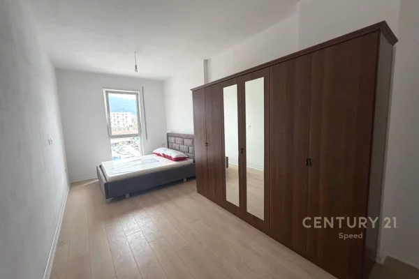 Shtepi me qera Apartament ne Tirane, 2+1, Mobilimi E mobiluar, Pagesa 530  Euro.