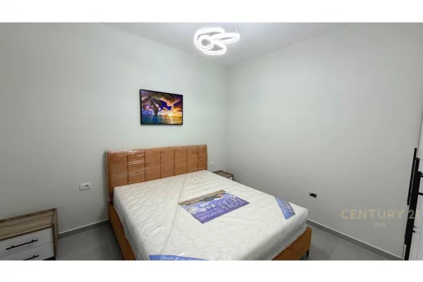 Shtepi me qera Apartament ne Tirane, 2+1, Mobilimi E mobiluar, Pagesa 900  Euro.
