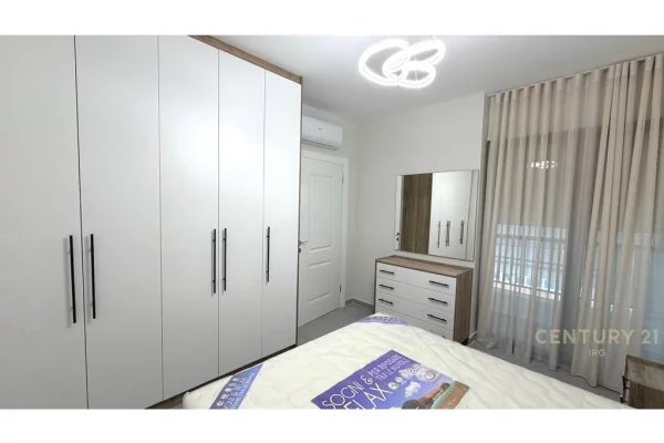 Shtepi me qera Apartament ne Tirane, 2+1, Mobilimi E mobiluar, Pagesa 900  Euro.