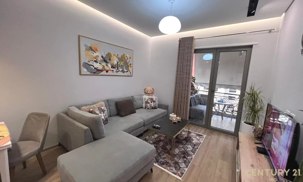 Shtepi me qera Apartament ne Tirane, 1+1, Mobilimi E mobiluar, Pagesa 950  Euro.