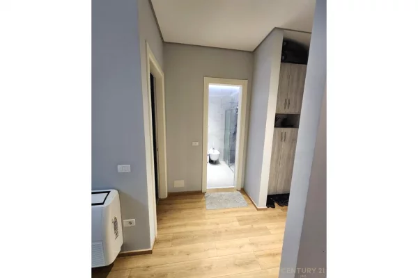 Shtepi me qera Apartament ne Tirane, 1+1, Mobilimi E mobiluar, Pagesa 950  Euro.