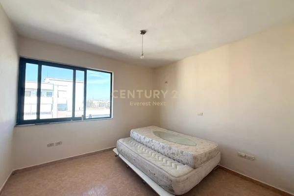 Apartment for sale in Tirana 1+1, Emty