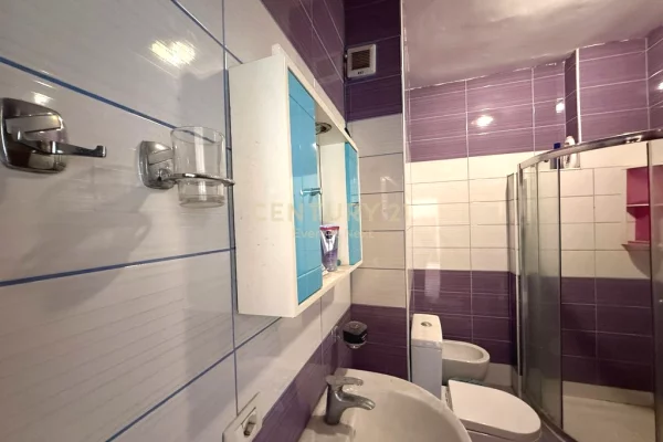 Apartment for sale in Tirana 1+1, Emty