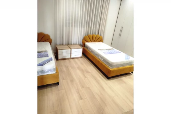 Shtepi me qera Shtepi Private ne Tirane, 2+1, Mobilimi E mobiluar, Pagesa 1,500  Euro.