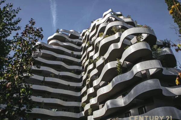 Zyra per qira 3+1+2 + Post Parkimi tek Lion Park!