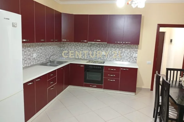 Shtepi me qera Apartament ne Tirane, 2+1, Mobilimi E mobiluar, Pagesa 500  Euro.