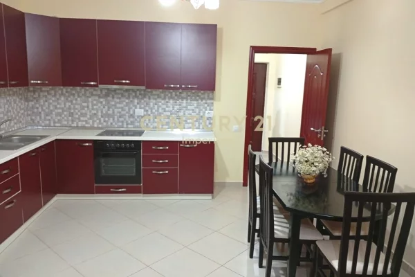Shtepi me qera 2+1 ne Tirane - 500 Euro