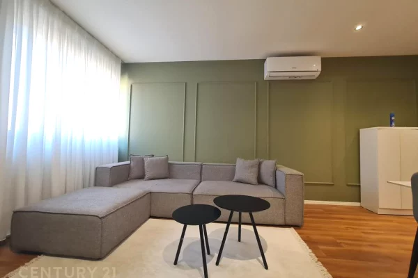 Shtepi me qera Apartament ne Tirane, 2+1, Mobilimi E mobiluar, Pagesa 880  Euro.