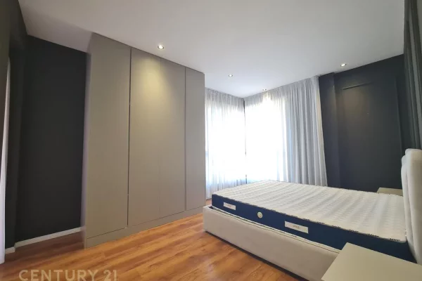 Shtepi me qera Apartament ne Tirane, 2+1, Mobilimi E mobiluar, Pagesa 880  Euro.