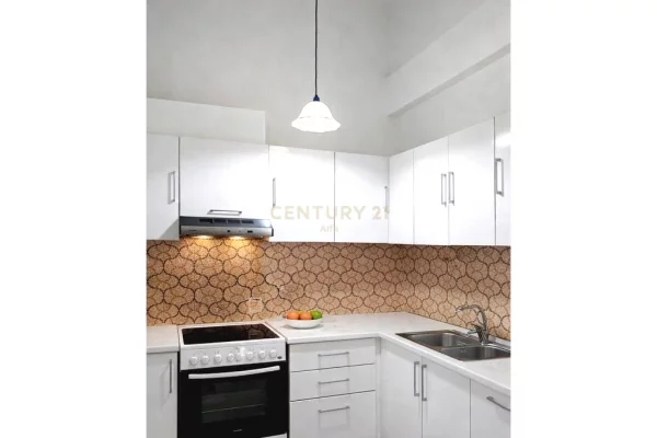 Shitet apartament 1+1 ne Misto Mame!