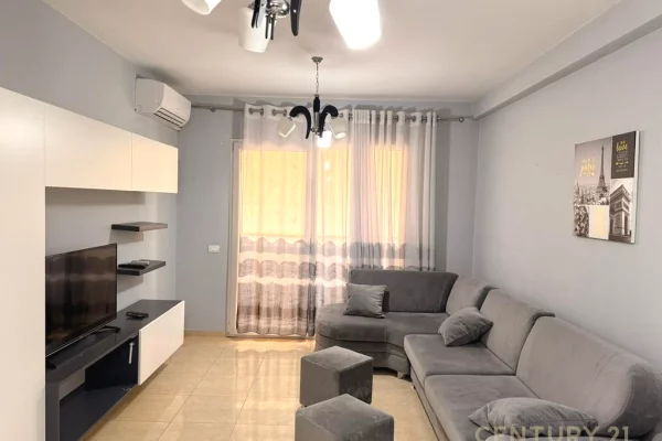 Shtepi ne shitje Apartament ne Tirane, 2+1, Mobilimi E mobiluar, Pagesa 285,000  Euro.
