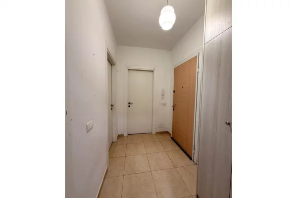 Shtepi ne shitje Apartament ne Tirane, 2+1, Mobilimi E mobiluar, Pagesa 285,000  Euro.