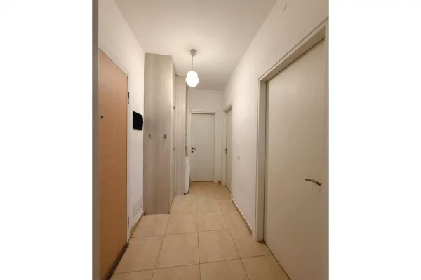 Shtepi ne shitje Apartament ne Tirane, 2+1, Mobilimi E mobiluar, Pagesa 285,000  Euro.
