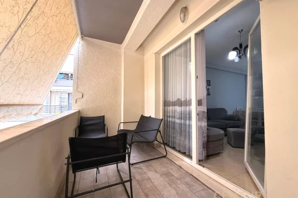 Shtepi ne shitje Apartament ne Tirane, 2+1, Mobilimi E mobiluar, Pagesa 285,000  Euro.