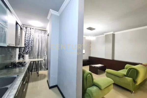 Shtepi me qera Apartament ne Tirane, 2+1, Mobilimi E mobiluar, Pagesa 500  Euro.