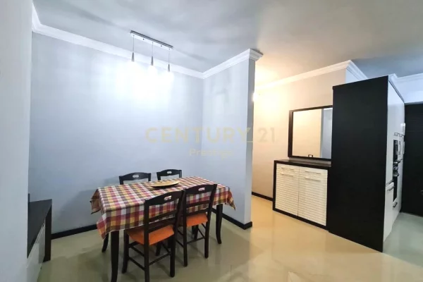 Shtepi me qera Apartament ne Tirane, 2+1, Mobilimi E mobiluar, Pagesa 500  Euro.