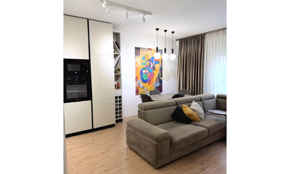 Shtepi me qera Apartament ne Tirane, 1+1, Mobilimi E mobiluar, Pagesa 60,000  Leke.