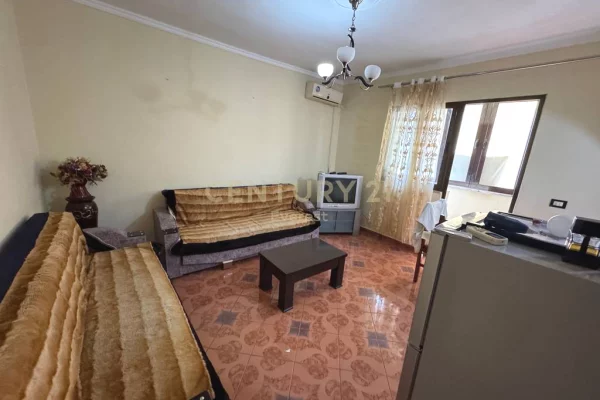 Shtepi ne shitje Apartament ne Tirane, 2+1, Mobilimi E mobiluar, Pagesa 131,000  Euro.