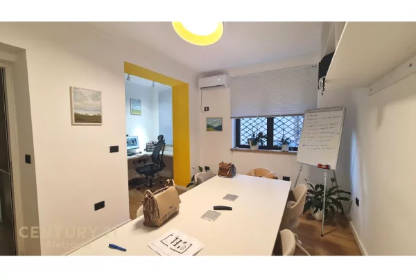 Business Property in Sale 3+1 in Tirana - 200,000 Euro